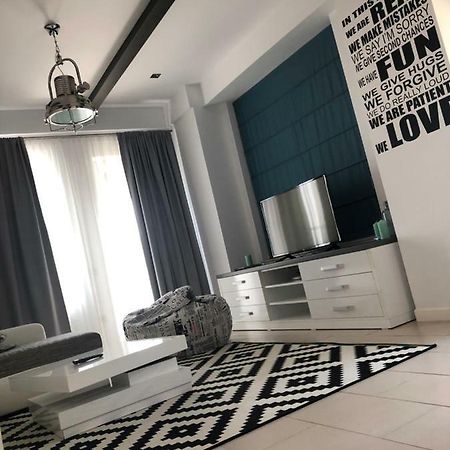 Le Reve Apartment Mamaia Nord Bagian luar foto