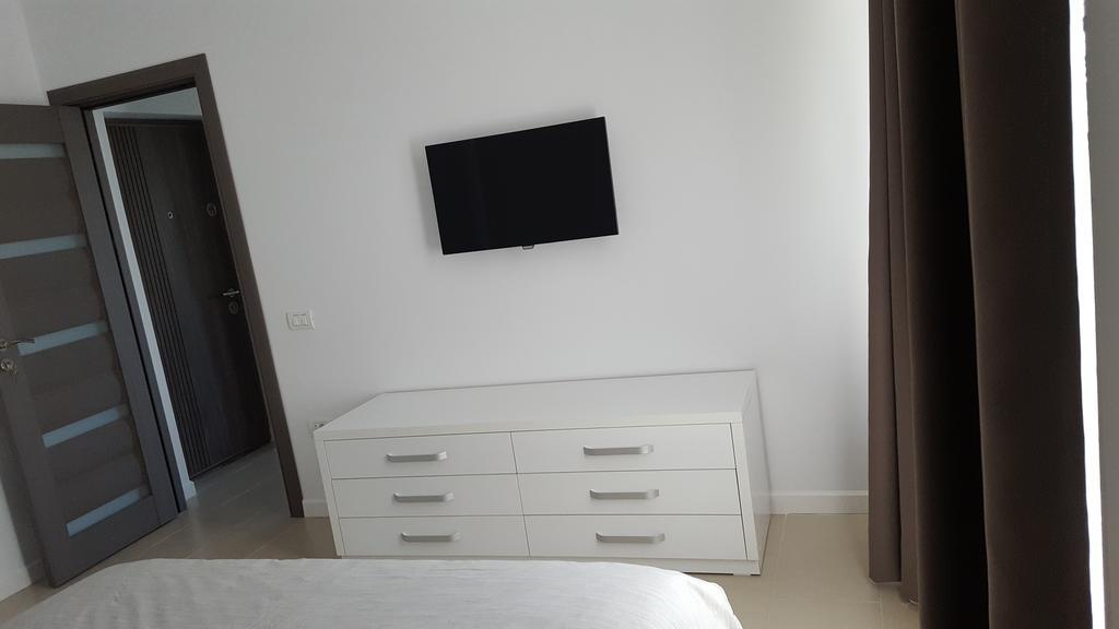 Le Reve Apartment Mamaia Nord Bagian luar foto
