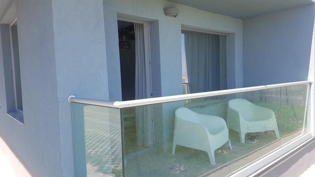 Le Reve Apartment Mamaia Nord Bagian luar foto