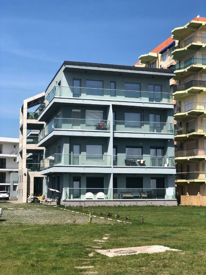Le Reve Apartment Mamaia Nord Bagian luar foto